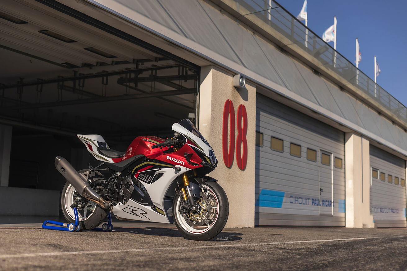 GSX-R1000-8260